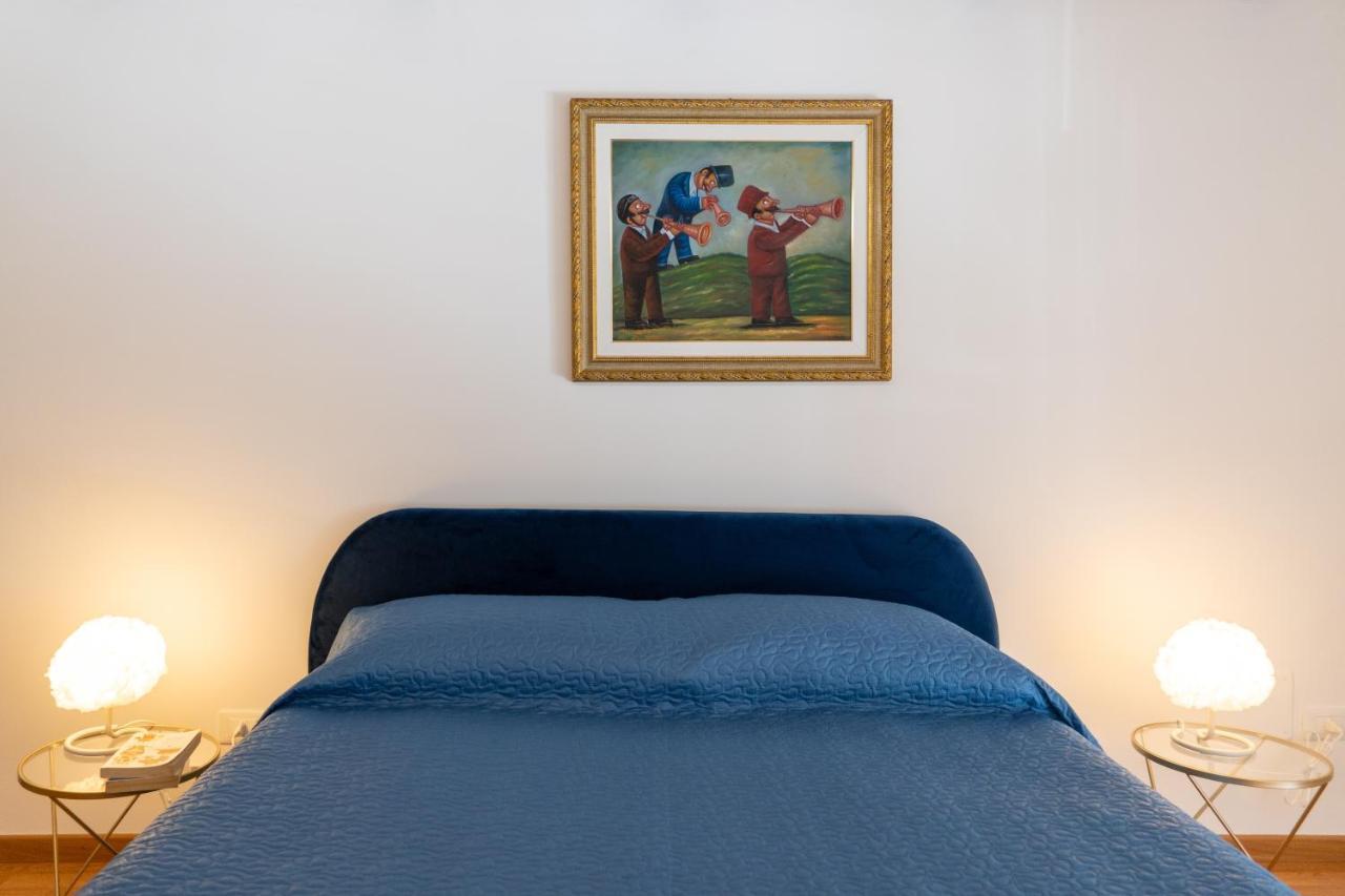 Antico Mercato Di Ortigia Lovely Apartment Syracuse Buitenkant foto