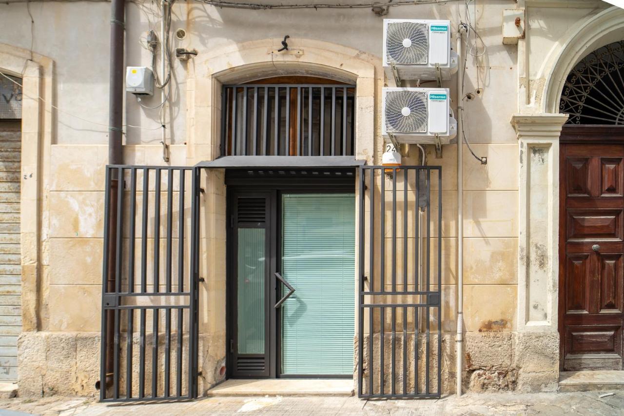 Antico Mercato Di Ortigia Lovely Apartment Syracuse Buitenkant foto